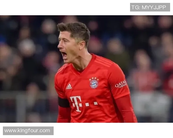 罗伯特莱万多夫斯基领衔波兰足球崛起再现绿茵传奇辉煌篇章